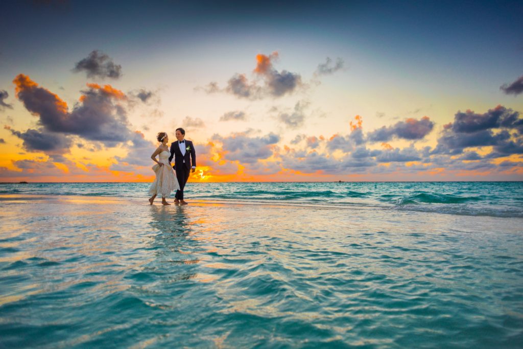 affair-anniversary-beach-1024993 affair-anniversary-beach-1024993